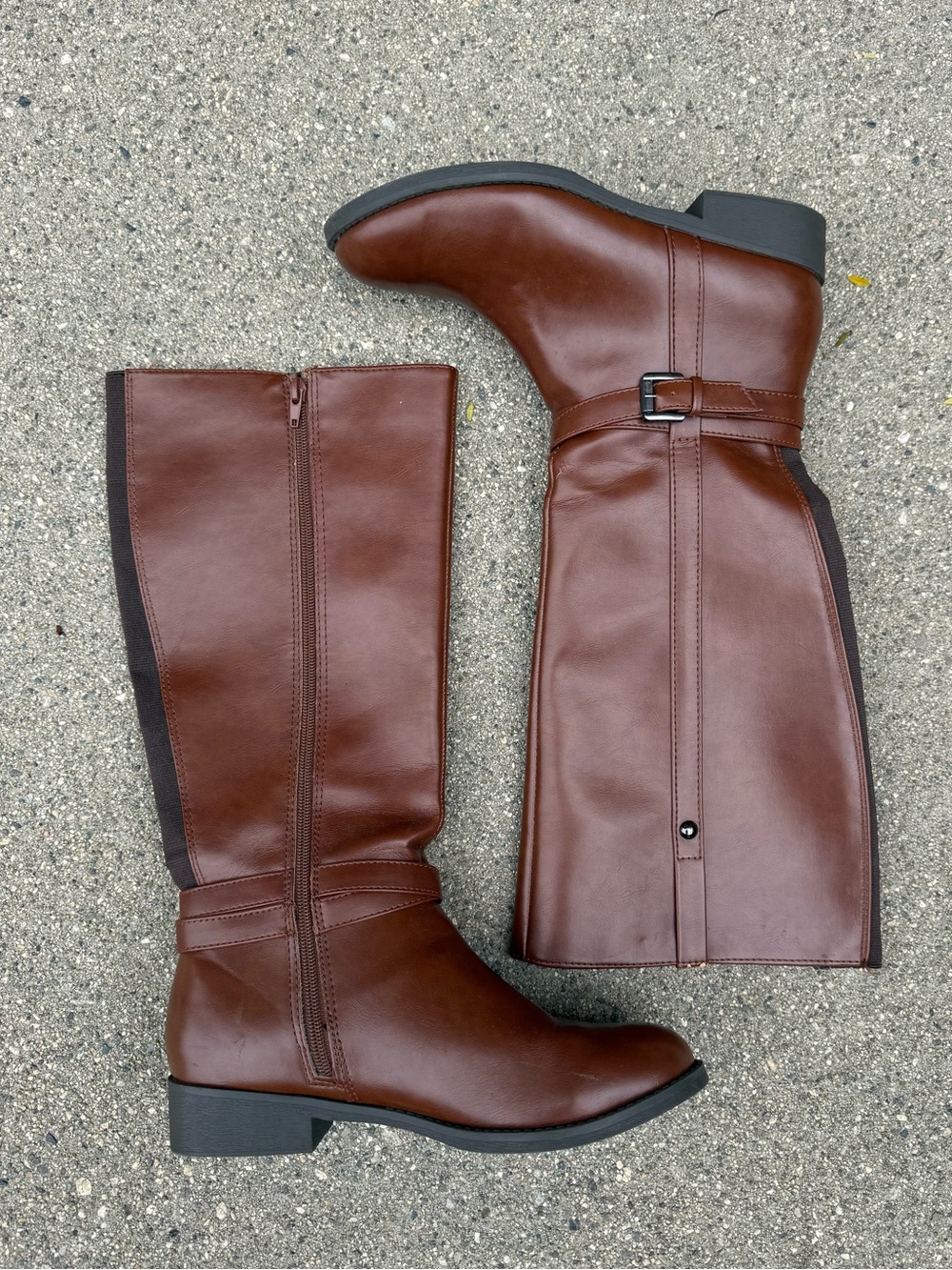 Women's American Eagle Boots in Brown - Classic Zip-Up Style
